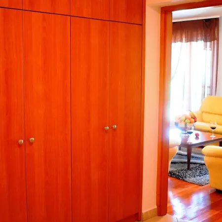 Ideal Location زادار