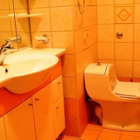 Ideal Location شقة