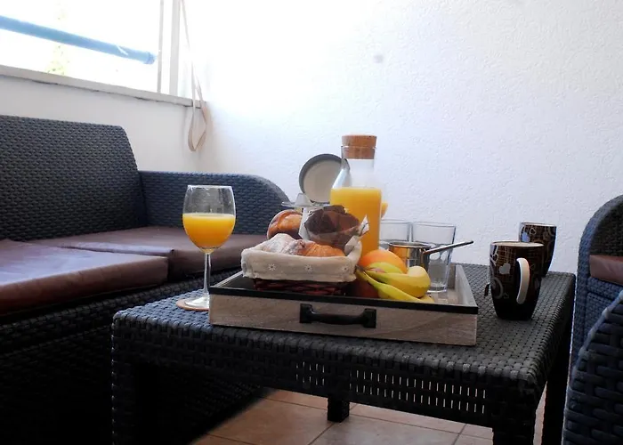 Ideal Location * 扎达尔