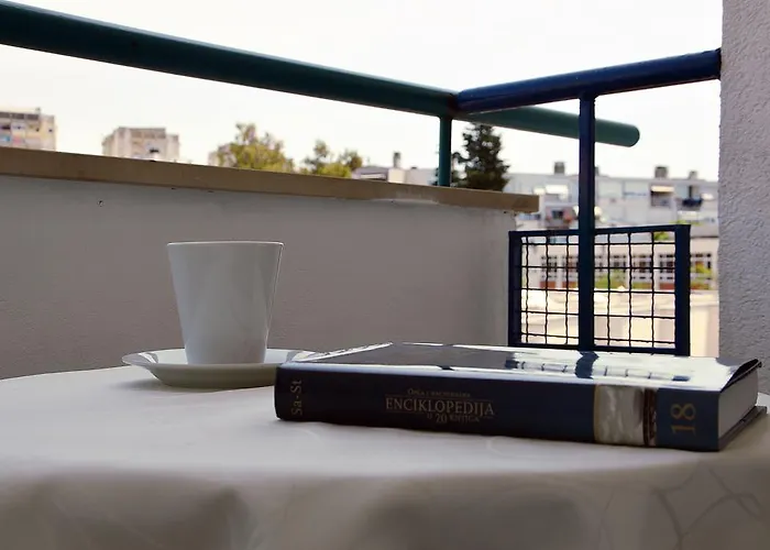 Ideal Location 公寓 扎达尔