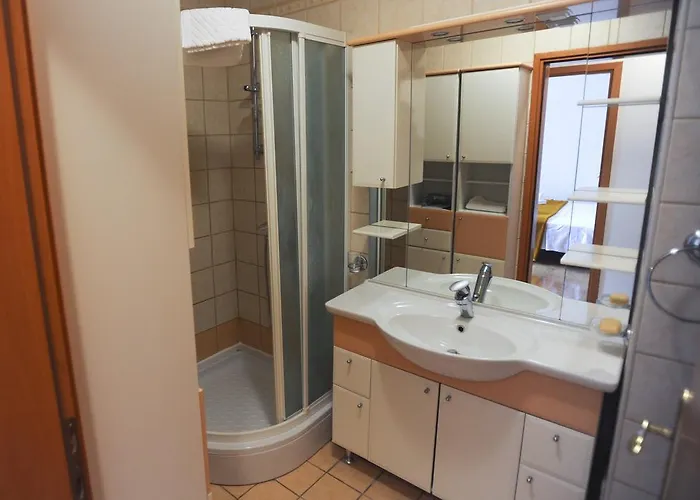 Ideal Location 公寓 *